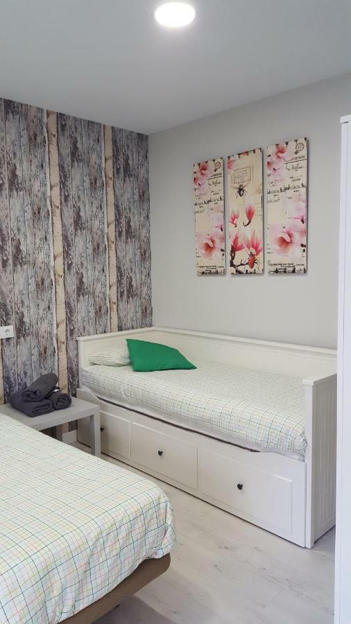 Apartamentos Logrono Centro Exteriör bild