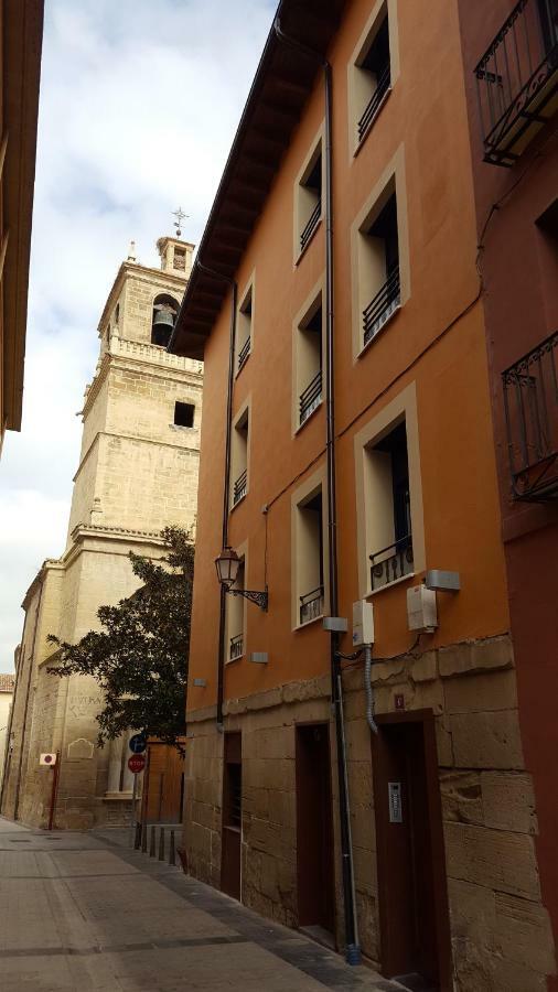 Apartamentos Logrono Centro Exteriör bild
