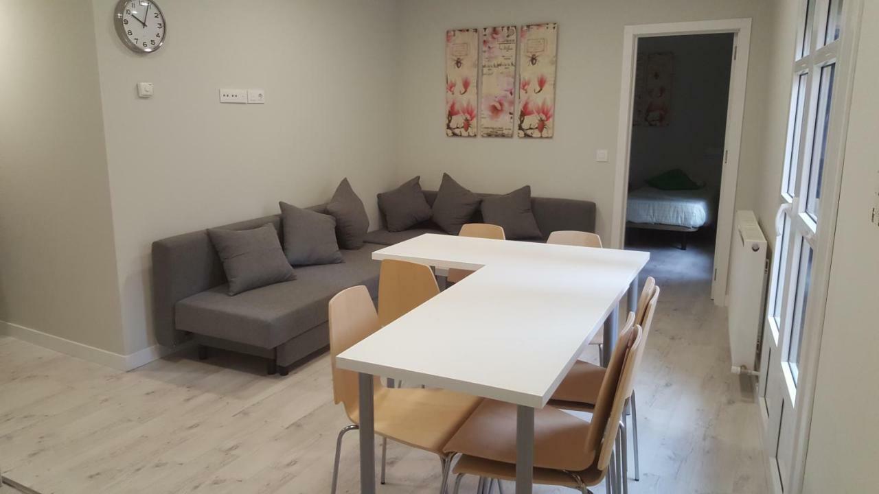 Apartamentos Logrono Centro Exteriör bild